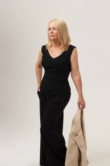 Вечернее платье чёрного цвета  (размер 48–52, цвет — классический чёрный)